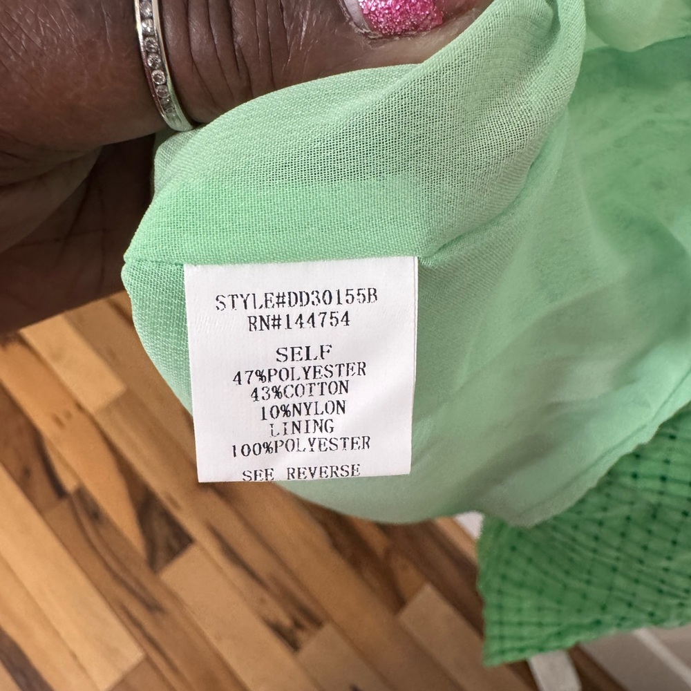 Davi & Dani Vibrant Green Textured Dress NWT - Picture 7 of 11